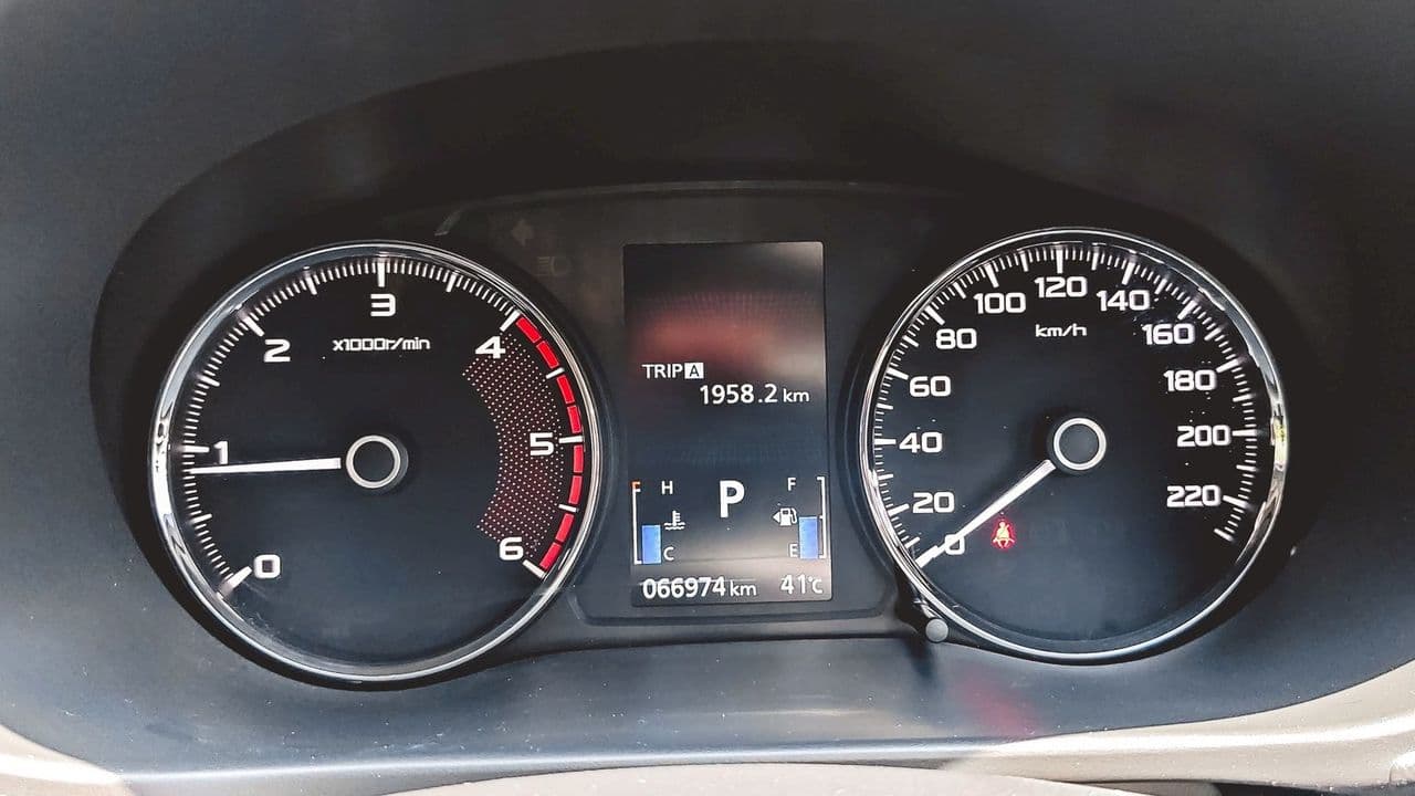 MITSUBISHI PAJERO SPORT 2.4GT พรีเมียม ท็อป A/T ปี 2017