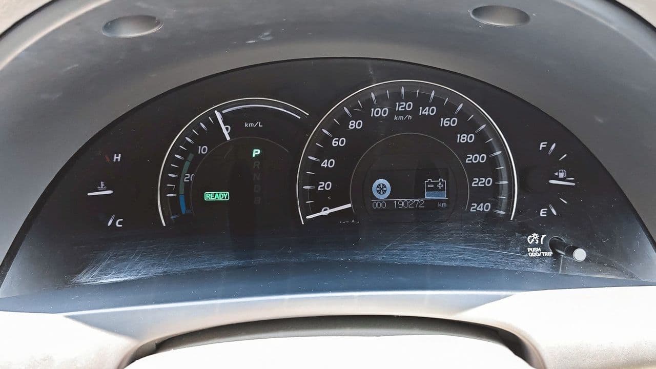 TOYOTA CAMRY Hybrid 2.4 DVD ปี 2009