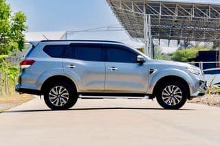 Nissan Terra 2018 2.3 VL A/T - image blurred placeholder