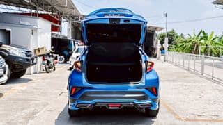 2019 TOYOTA C-HR 1.8 ไฮบริด รุ่นกลาง เกียร์อัตโนมัติ - image blurred placeholder