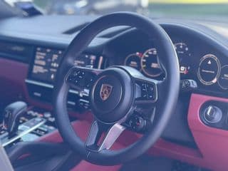 2020 Porsche Cayenne ไฮบริด ออปชันเต็ม - image blurred placeholder