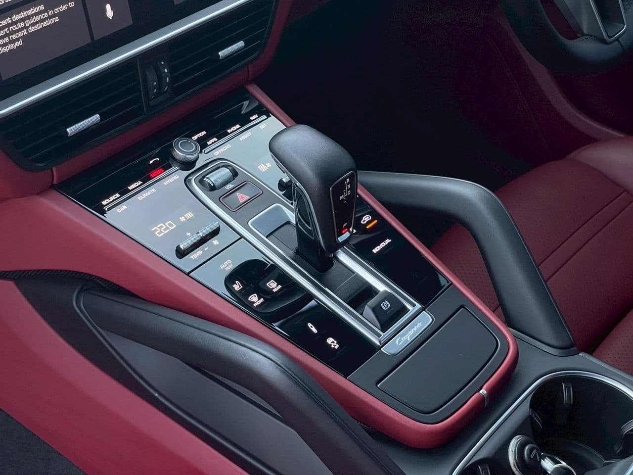 2020 Porsche Cayenne ไฮบริด ออปชันเต็ม