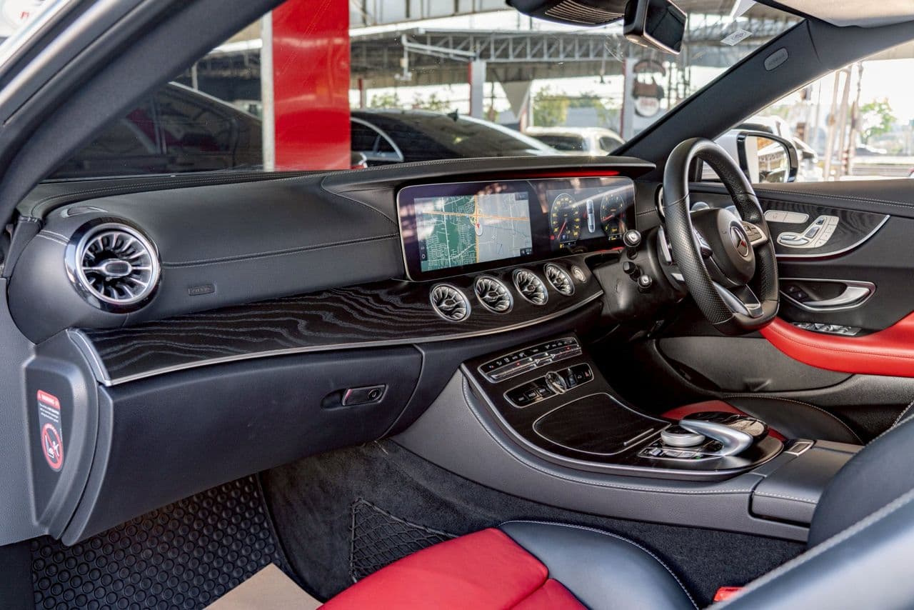 Benz E300 คูเป้ AMG Dynamic ปี 2016
