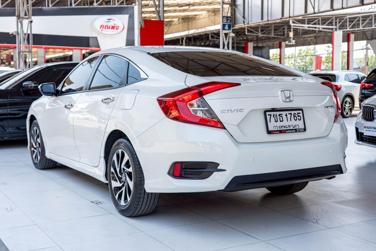 Honda CIVIC 1.8 EL ปี 2017