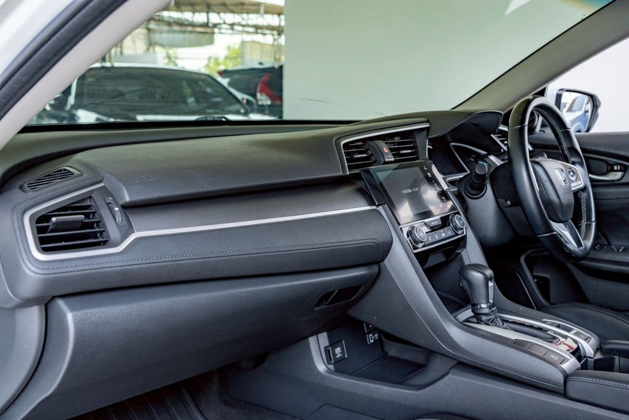 Honda CIVIC 1.8 EL ปี 2017