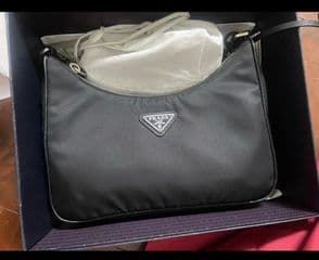 Prada Re-Edition 2005 Re-Nylon Y.2022 - image blurred placeholder