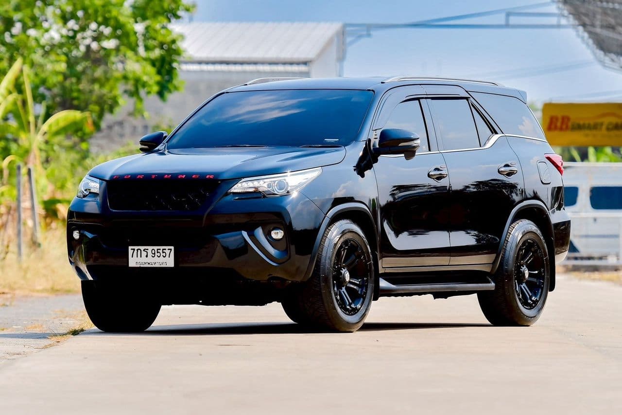 TOYOTA Fortuner 2.4 V 6A/T ปี 2018