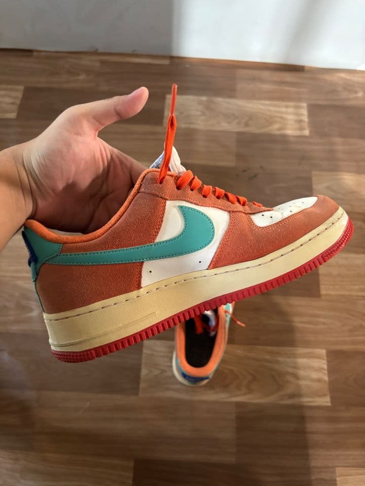 Air Force 1 Low ขนาด 8 สีส้มและสีเขียวอมฟ้า