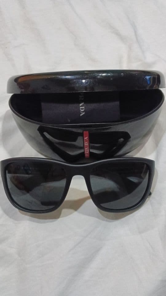 แว่นตา PRADA ของแท้ 100% สำหรับผู้ชาย
