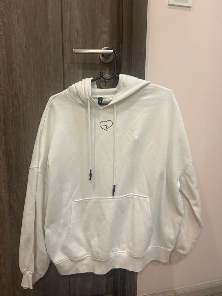 Blacpink hoodie H&M ( size L )