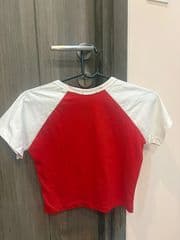เสื้อครอป youarethe - image blurred placeholder
