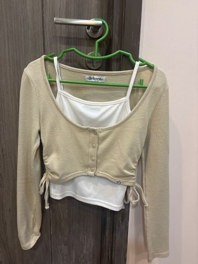 เสื้อกล้ามและเสื้อคลุม