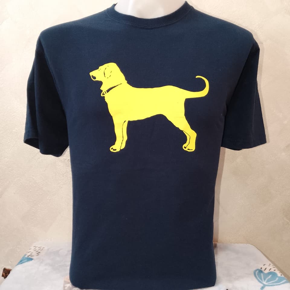 เสื้อยืด The Black Dog