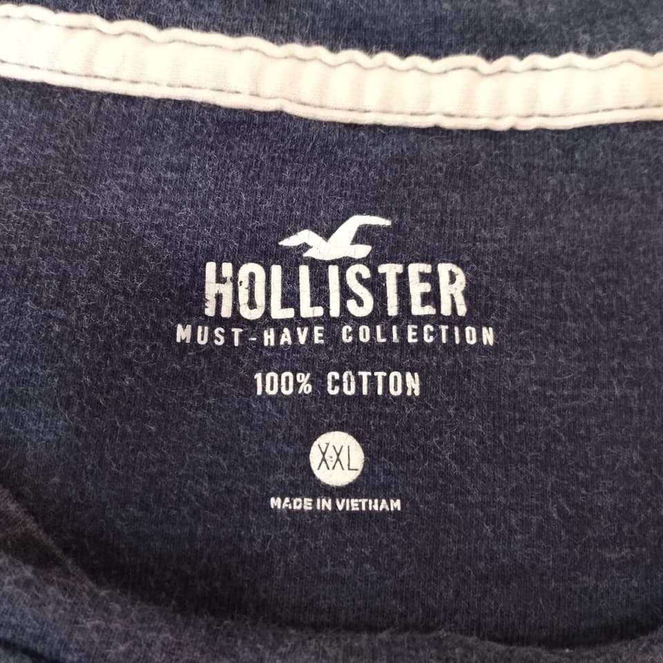 Hollister T-shirt