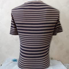 Banana Republic T-shirt - image blurred placeholder