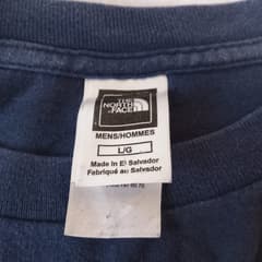 เสื้อยืด The North Face - image blurred placeholder
