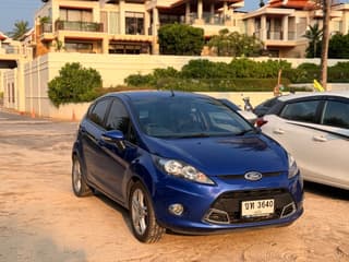 Ford Fiesta 2012 - image blurred placeholder