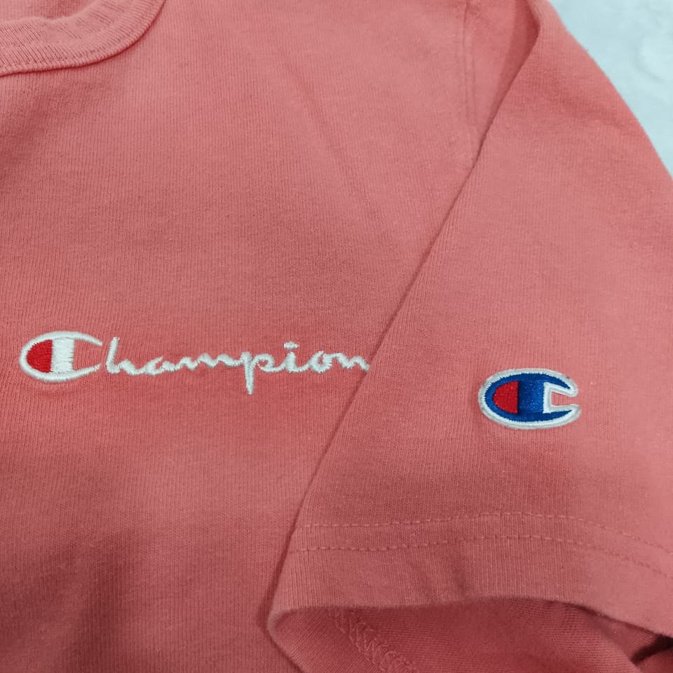 เสื้อ Champion