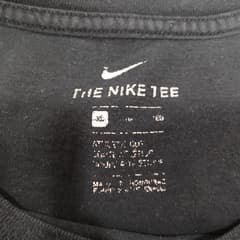 เสื้อ Nike ดาว - image blurred placeholder
