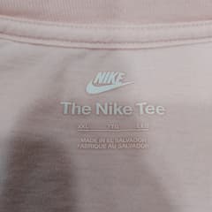 เสื้อ Nike - image blurred placeholder