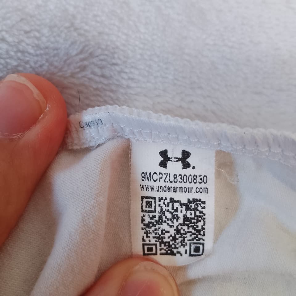 เสื้อ Under Armour