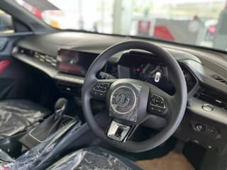 MG5 2023 1.5cc - image blurred placeholder