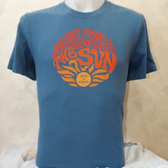 เสื้อ Life is good - image blurred placeholder