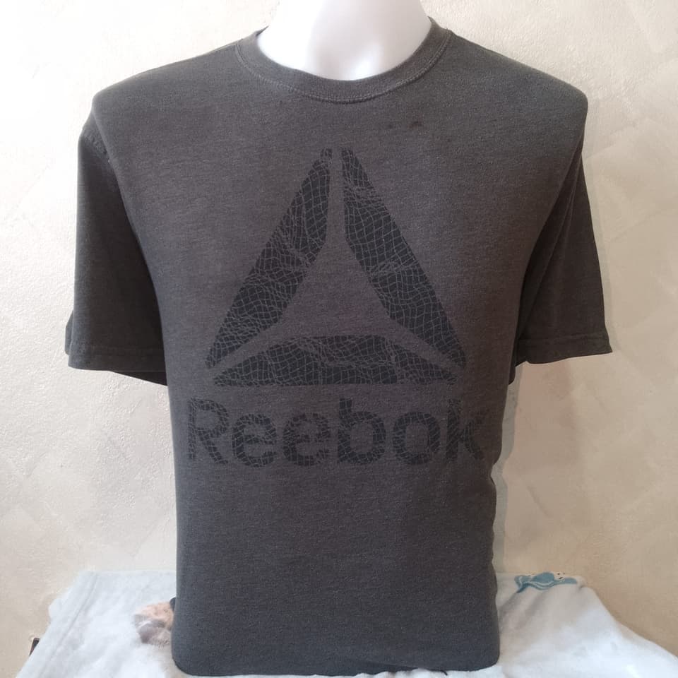 เสื้อ Reebok