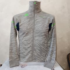 เสื้อวอร์ม adidas - image blurred placeholder