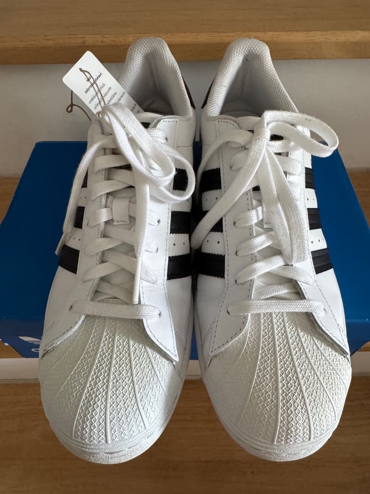 Adidas Superstar (รหัส EG4958) สีขาว-ดำยอดฮิต