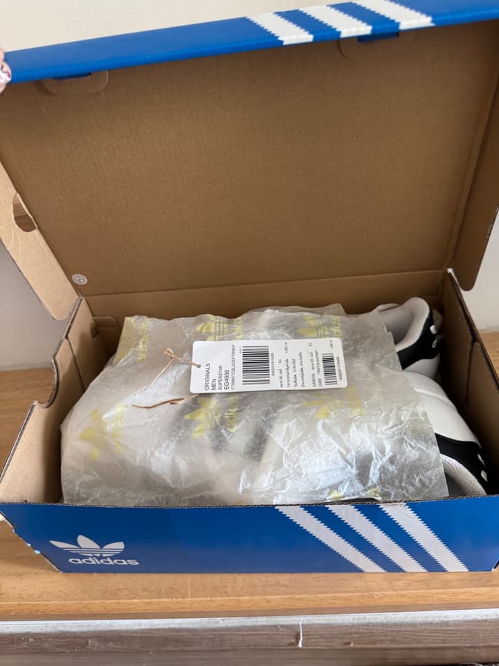 Adidas Superstar (รหัส EG4958) สีขาว-ดำยอดฮิต