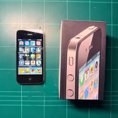 ขาย iPhone 4 เครื่องแท้จากศูนย์ + เกมในเครื่องเพียบ (หายากหลายเกม!) - image blurred placeholder