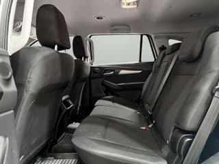 ISUZU 1.9 แอคทีฟ - image blurred placeholder