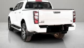 ISUZU 3.0 HI-LANDER M CAB-4 - image blurred placeholder