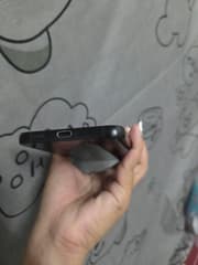 Samsung Galaxy S23+ - image blurred placeholder