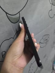 Samsung Galaxy S23+ - image blurred placeholder