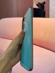 Redmi A5 - image blurred placeholder