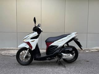 Honda Click 125i ปี 2016 - image blurred placeholder