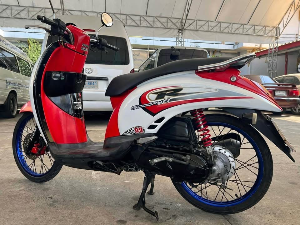 Honda Scoopy 2010