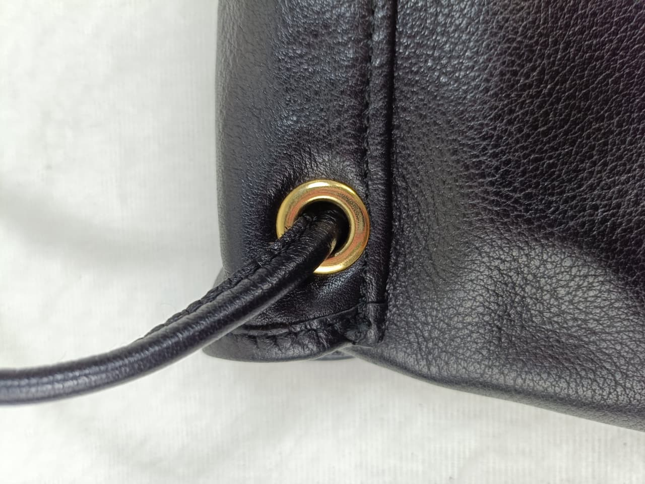 กระเป๋าสะพายข้างวินเทจ Longchamp