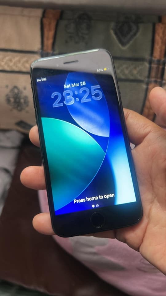 ไอโฟน SE2 ความจุ 64 GB