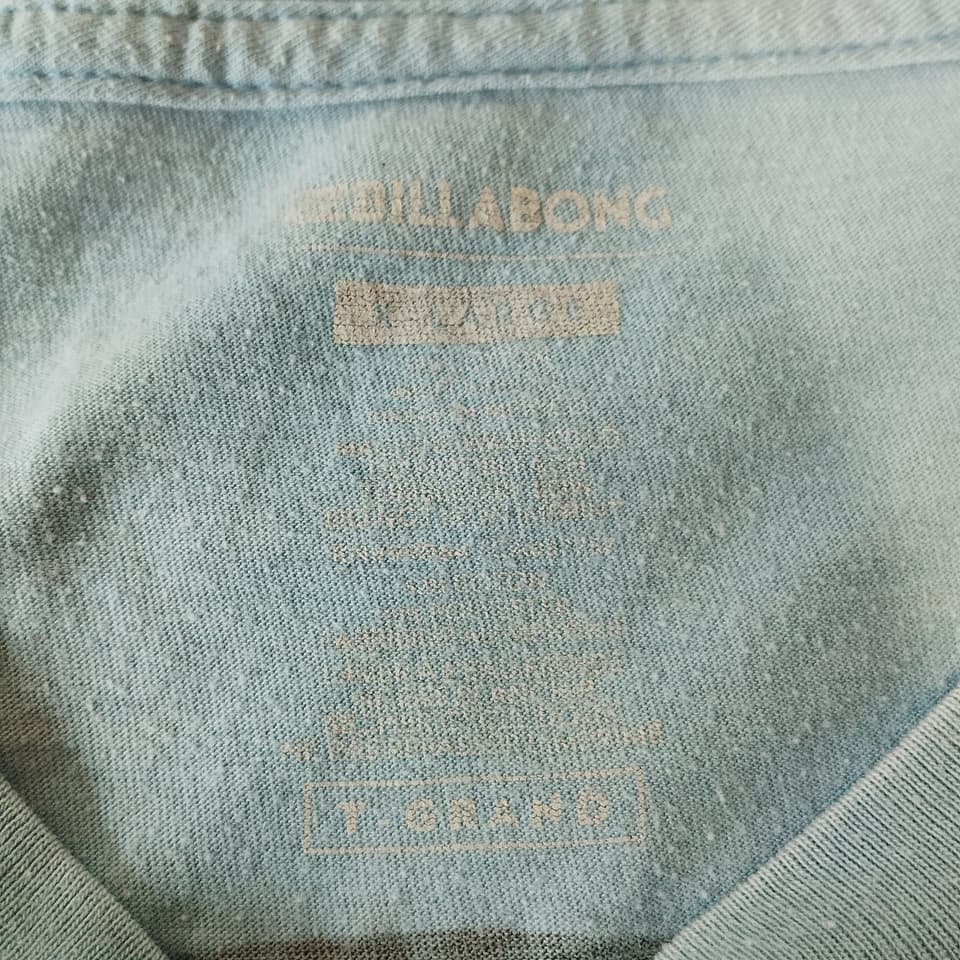 เสื้อ Billabong