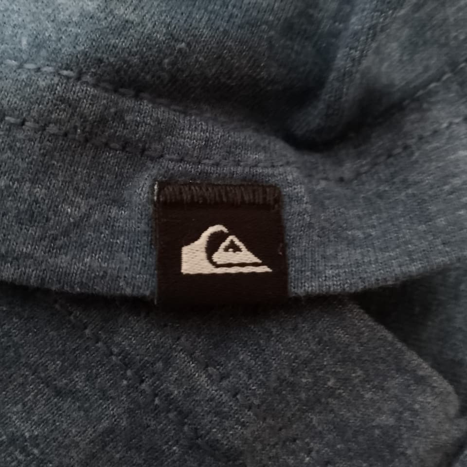 เสื้อ Quicksilver