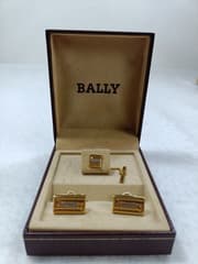คัฟลิงค์ + เข็มกลัดติดเนคไท แบรนด์ BALLY แท้ - image blurred placeholder