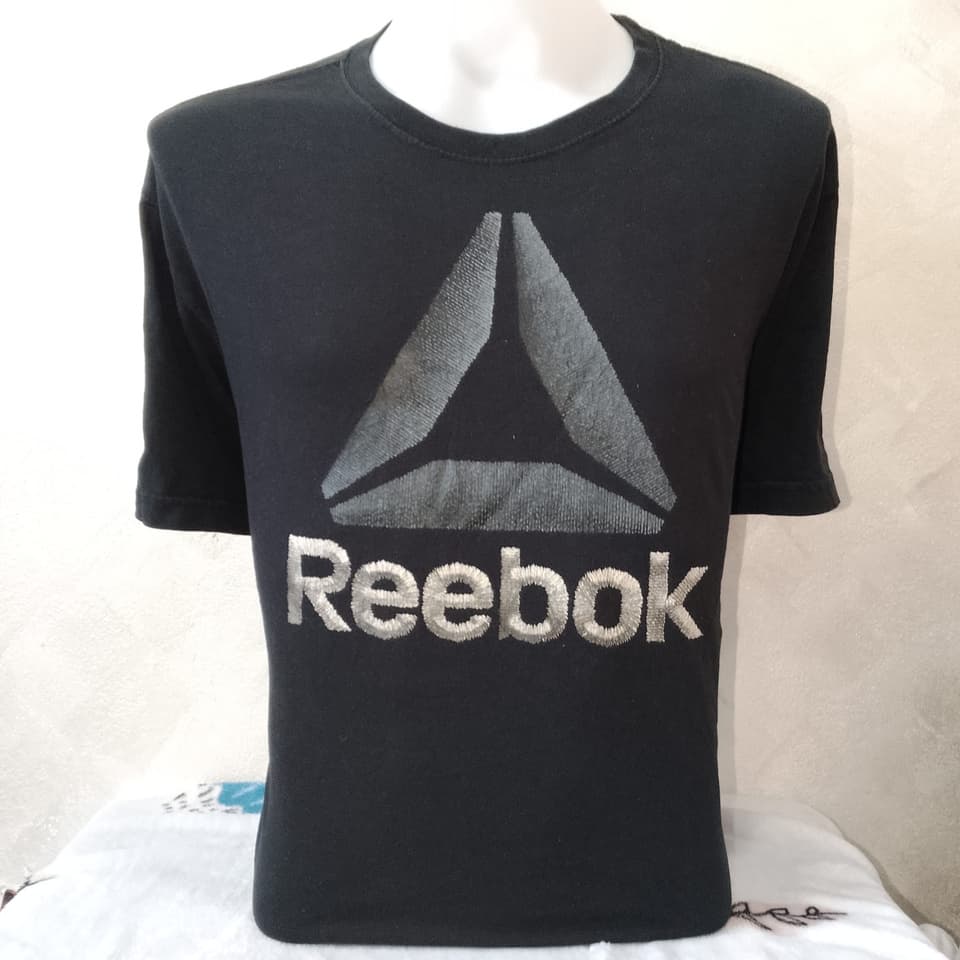 เสื้อ Reebok