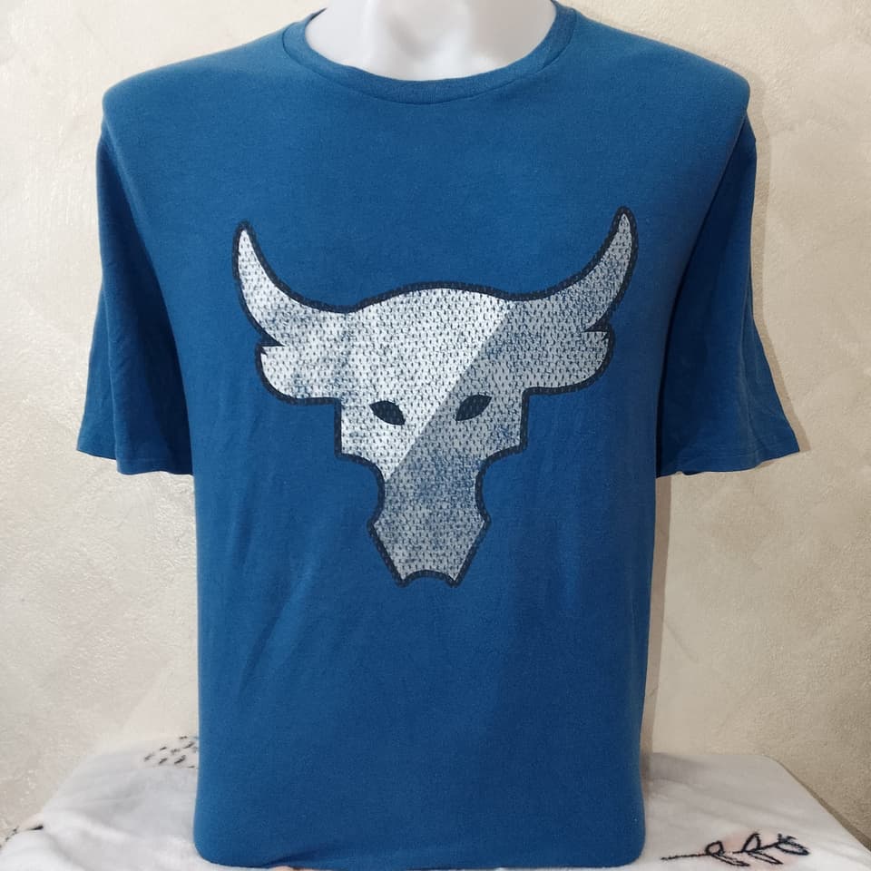 เสื้อ Under Armour กระทิง
