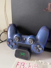 PS4PRO 7218 ความจุ 1TB มีเกมในเครื่อง 8 เกม - image blurred placeholder