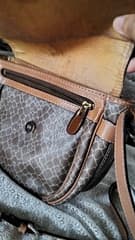 Vintage Bag - image blurred placeholder