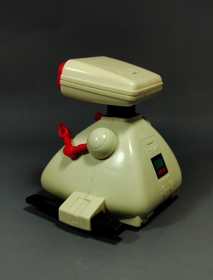 ของเล่นหุ่นยนต์วินเทจ Dingbot Bump Go รุ่นปี 1984 จาก TOMY