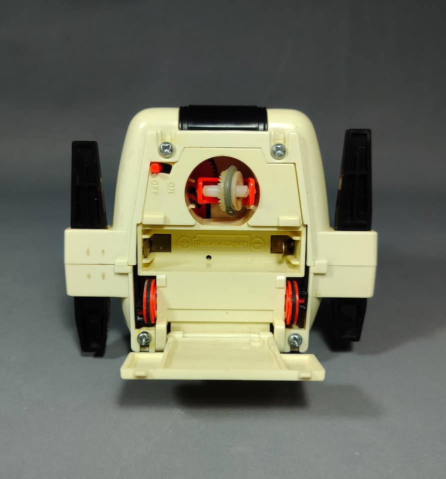 ของเล่นหุ่นยนต์วินเทจ Dingbot Bump Go รุ่นปี 1984 จาก TOMY